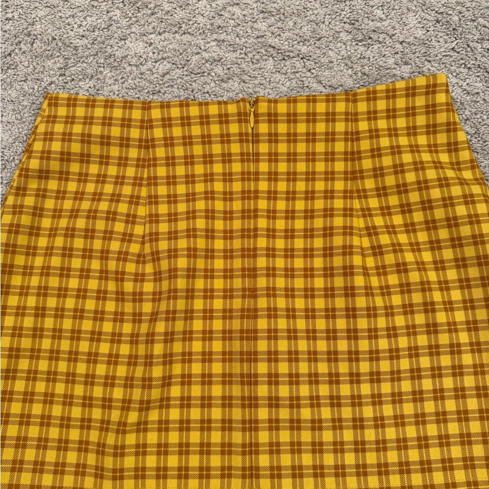Mini Checkered Skirt (Yellow) - Picture 3 of 3